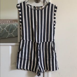 Universal Thread Romper